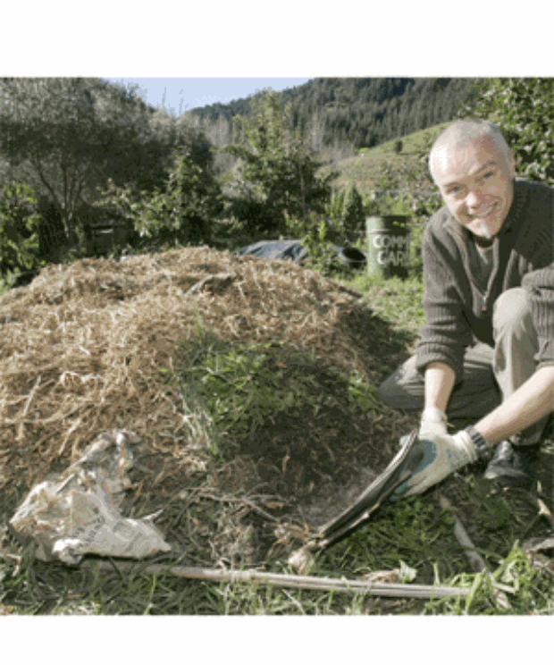 Organic Gardening: The natural no-dig way