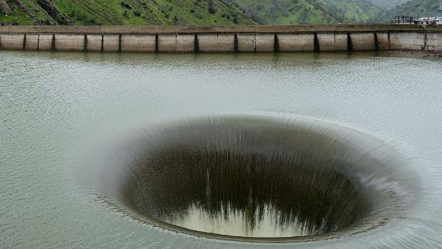 The world's largest drain called 'The Glory Hole' in use again | Stuff